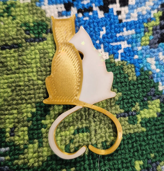 Loving Cats Needle Minder